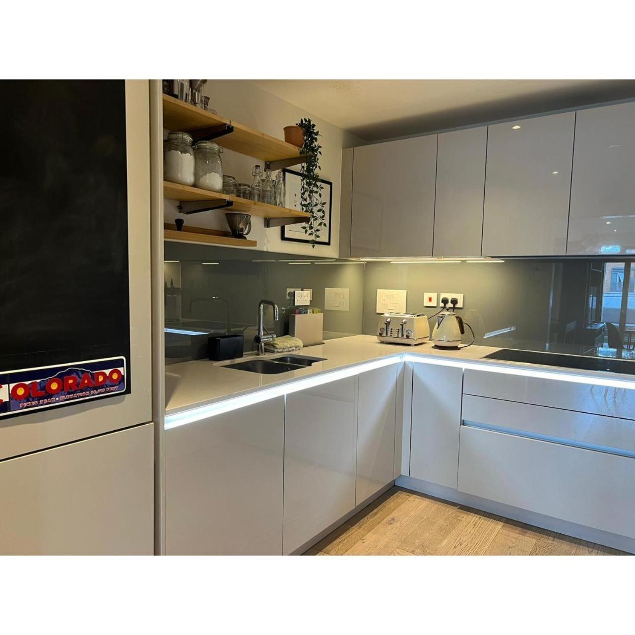 F9-Fantastic 2 Bedroom Flat In Nw3! Londen Buitenkant foto